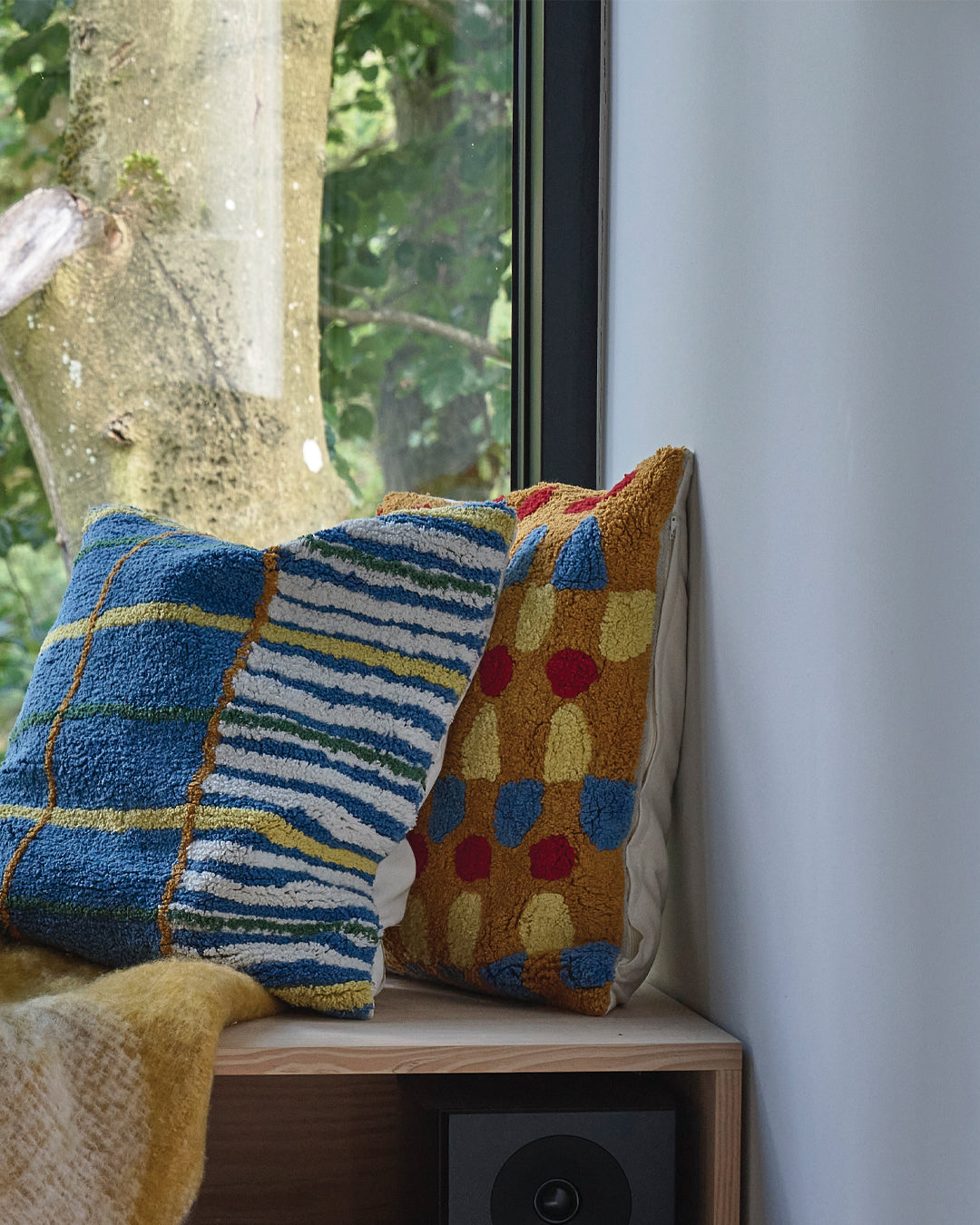 CUSHION STYLES - 45X45CM - BROWN/RED/BLUE/YELLOW