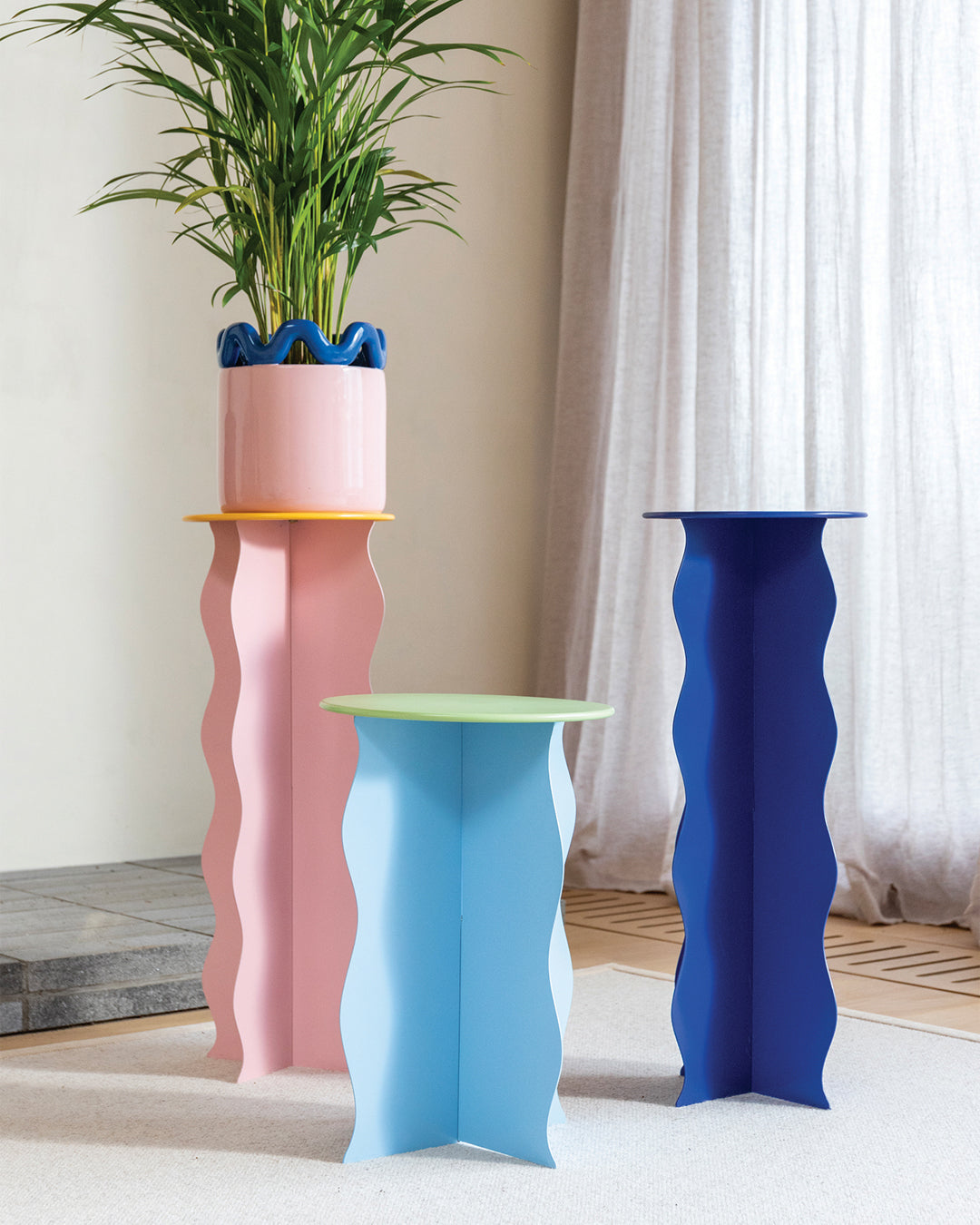 SIDE TABLE WOBBLY - LIGHT BLUE/GREEN