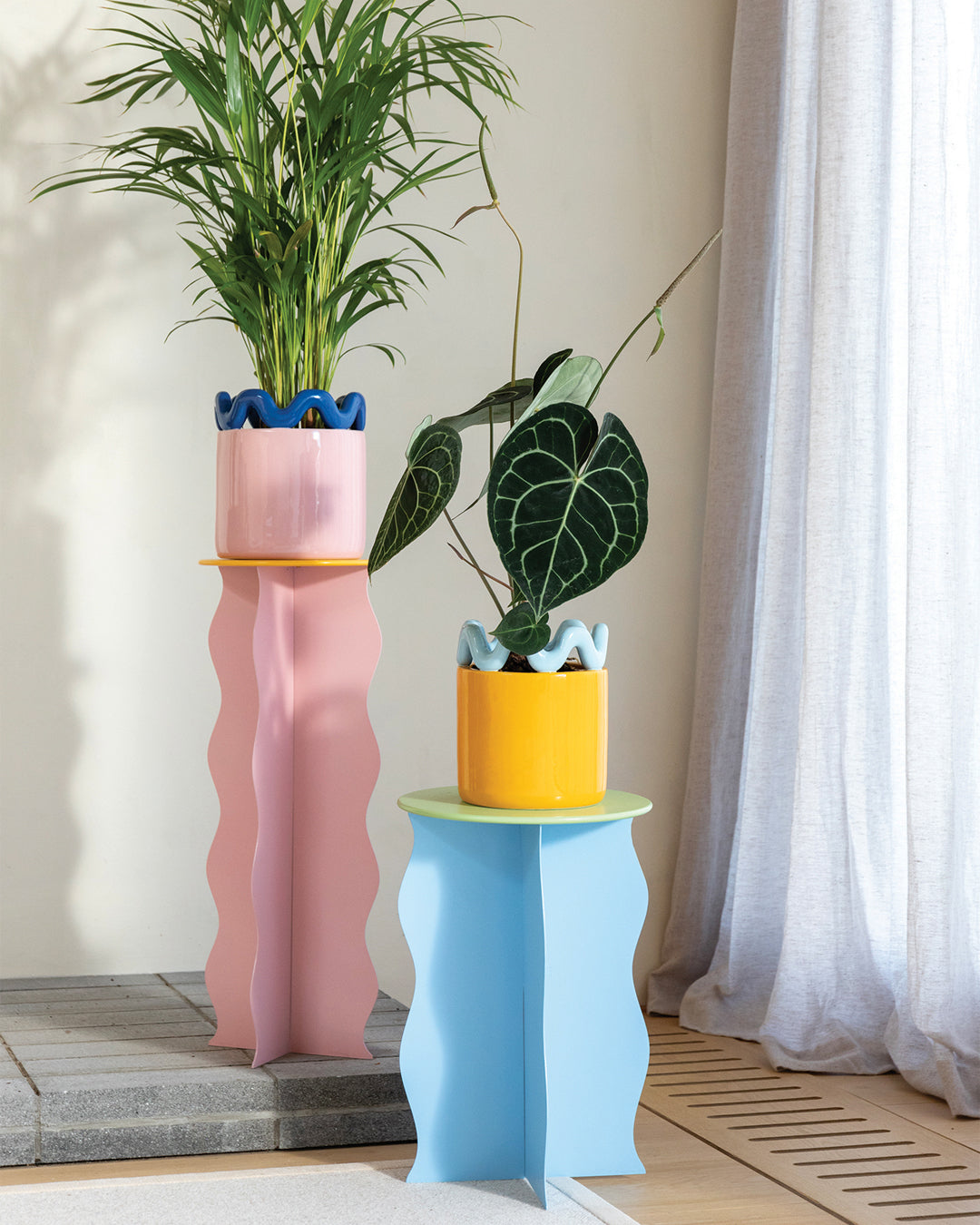SIDE TABLE WOBBLY - LIGHT BLUE/GREEN
