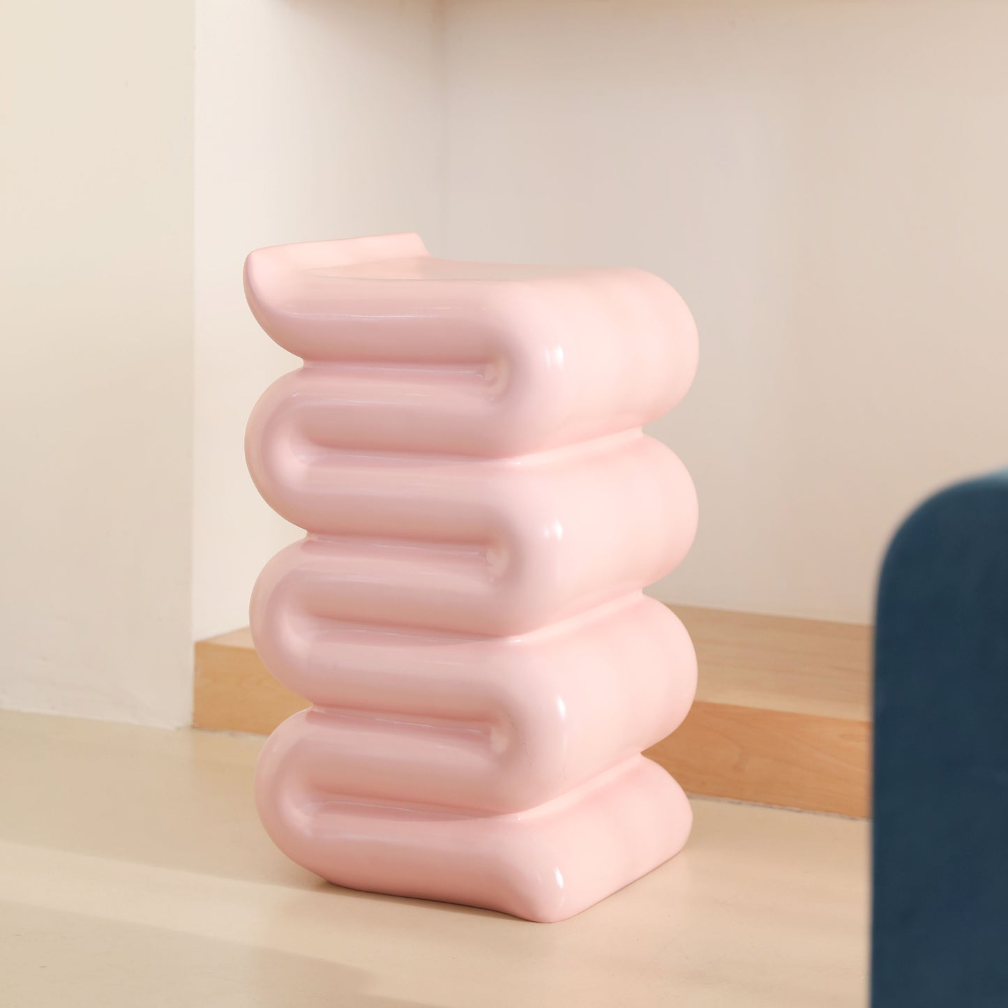 Side Table Whip - Pink