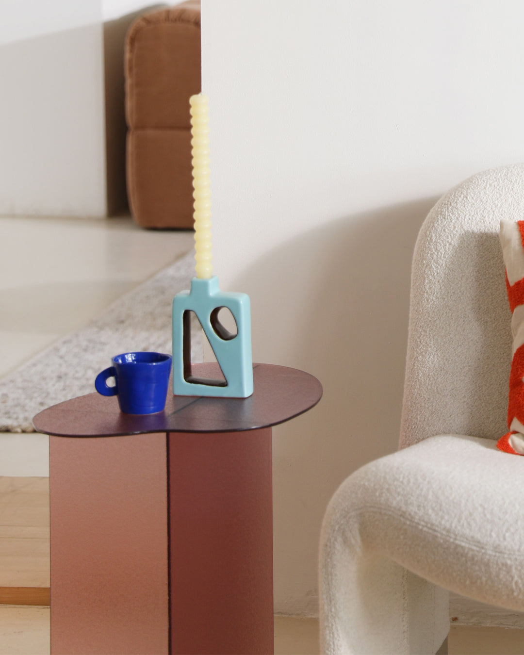 SIDE TABLE FLOW - PINK
